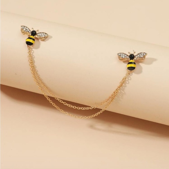 Bee Design Brooch with Gold and Black Accents - Picture 3 of 4